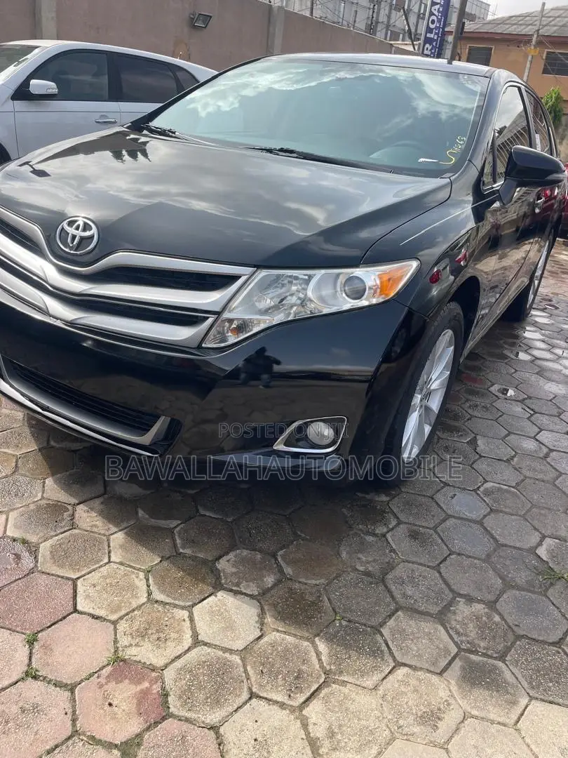 Toyota Venza LE AWD 2013 Black
