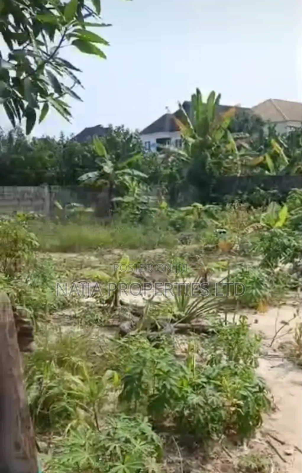 Half Plot on Tiled Road in Goodnew Estate,Sangotedo for Sale