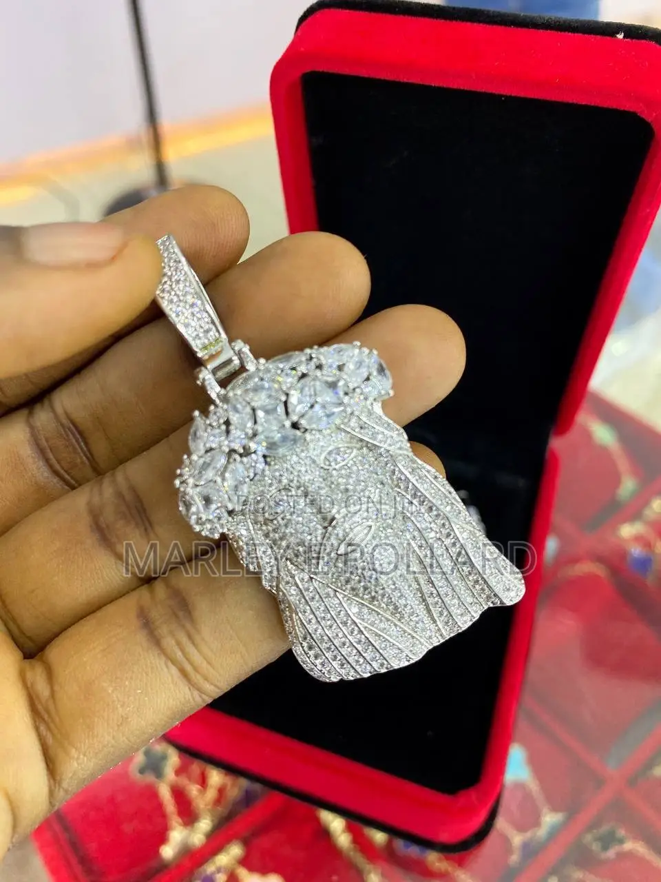 Carbon Diamond Jesus Piece Tennis Chain Pendant