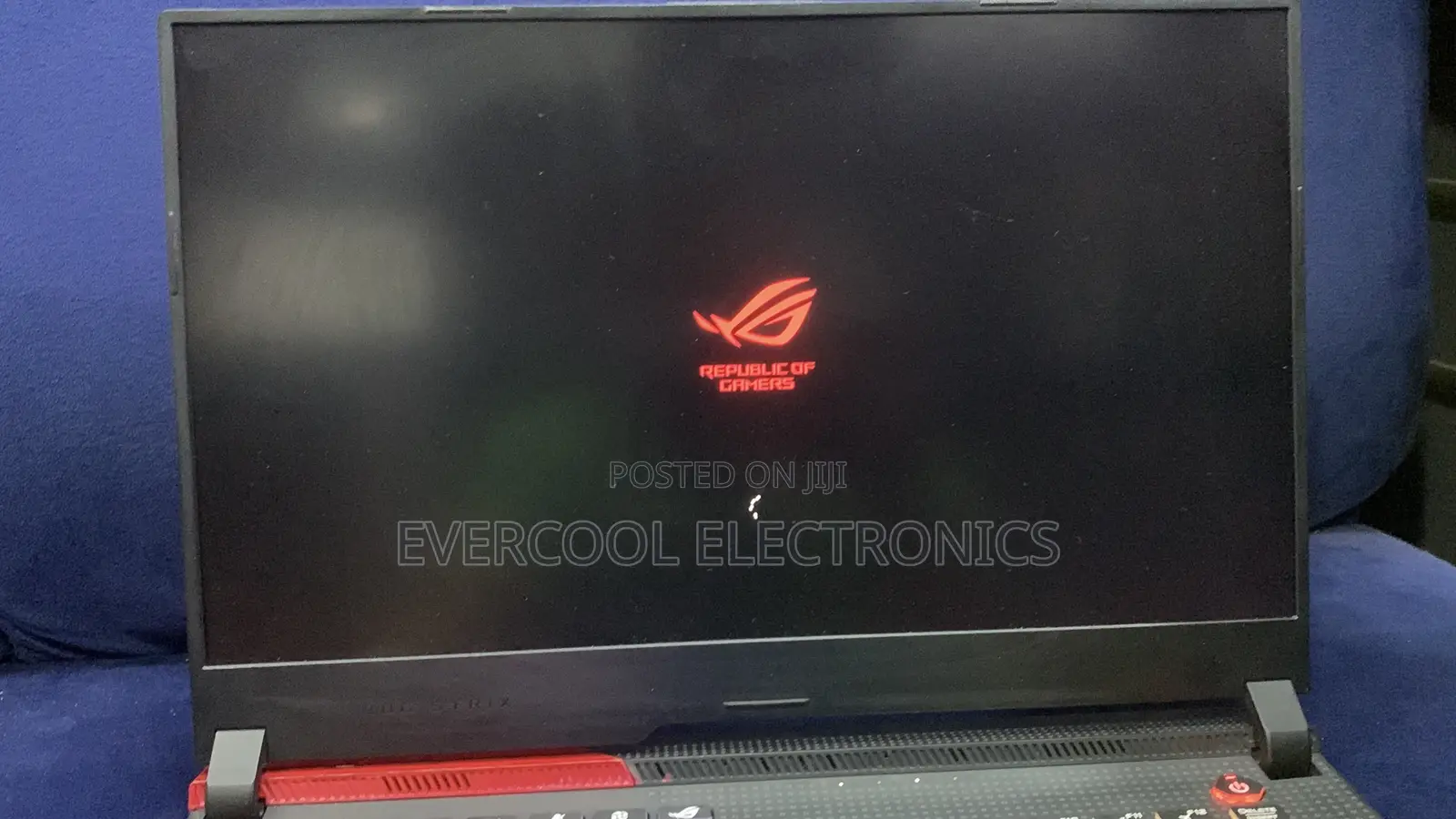 Laptop Asus ROG Strix G16 G614 16GB AMD Ryzen 9 SSD 1T