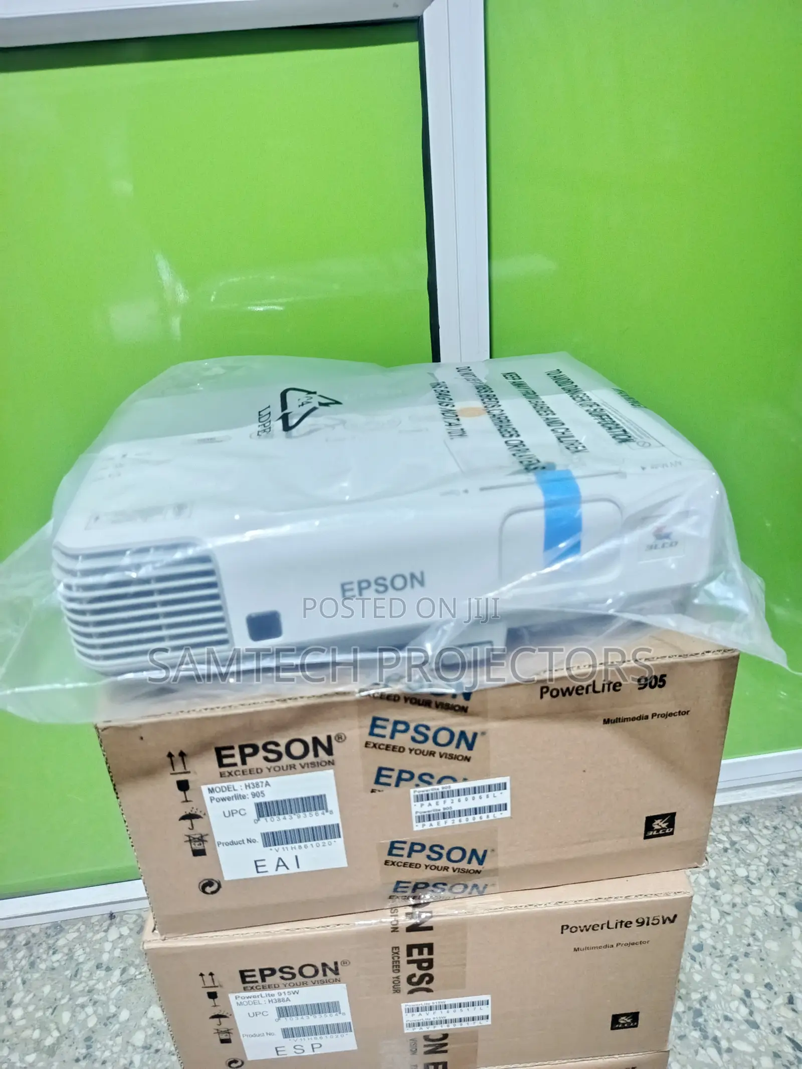 Daylight Epson Projector For Home Cinema, Class Room
