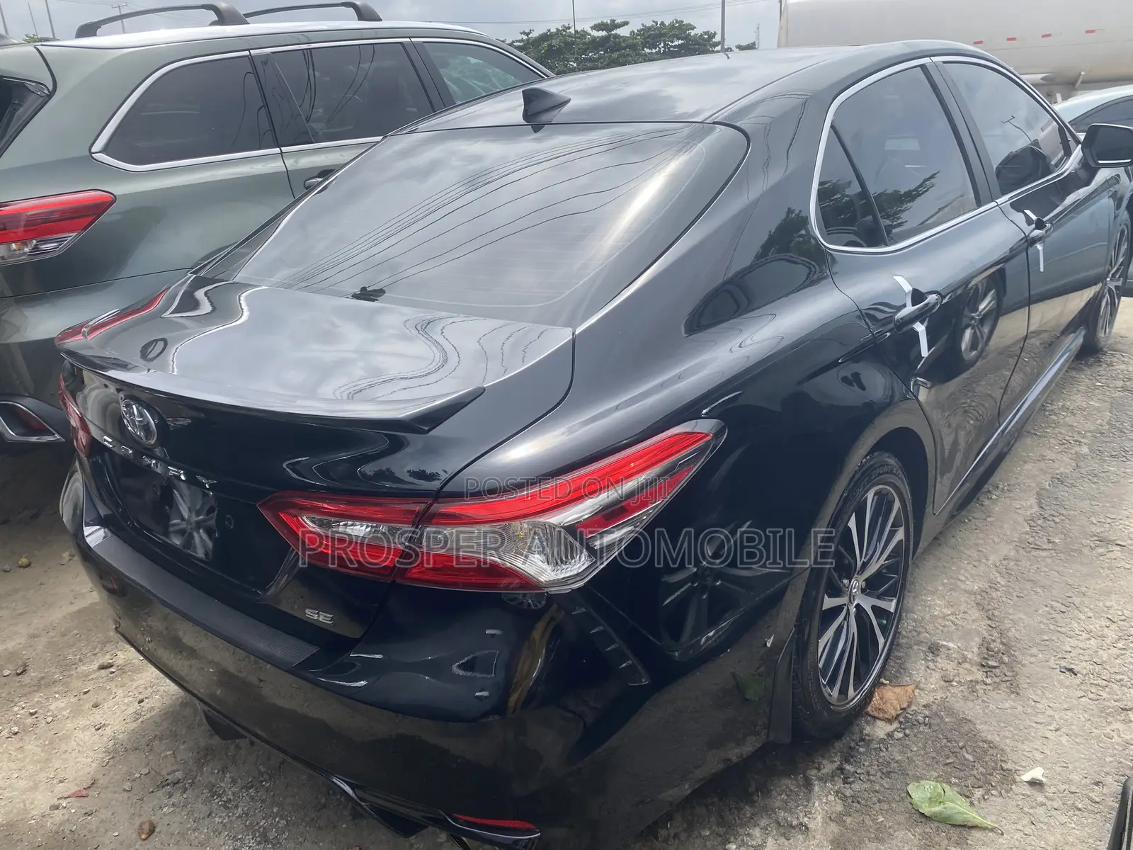 Toyota Camry SE (2.5L 4cyl 8A) 2019 Black