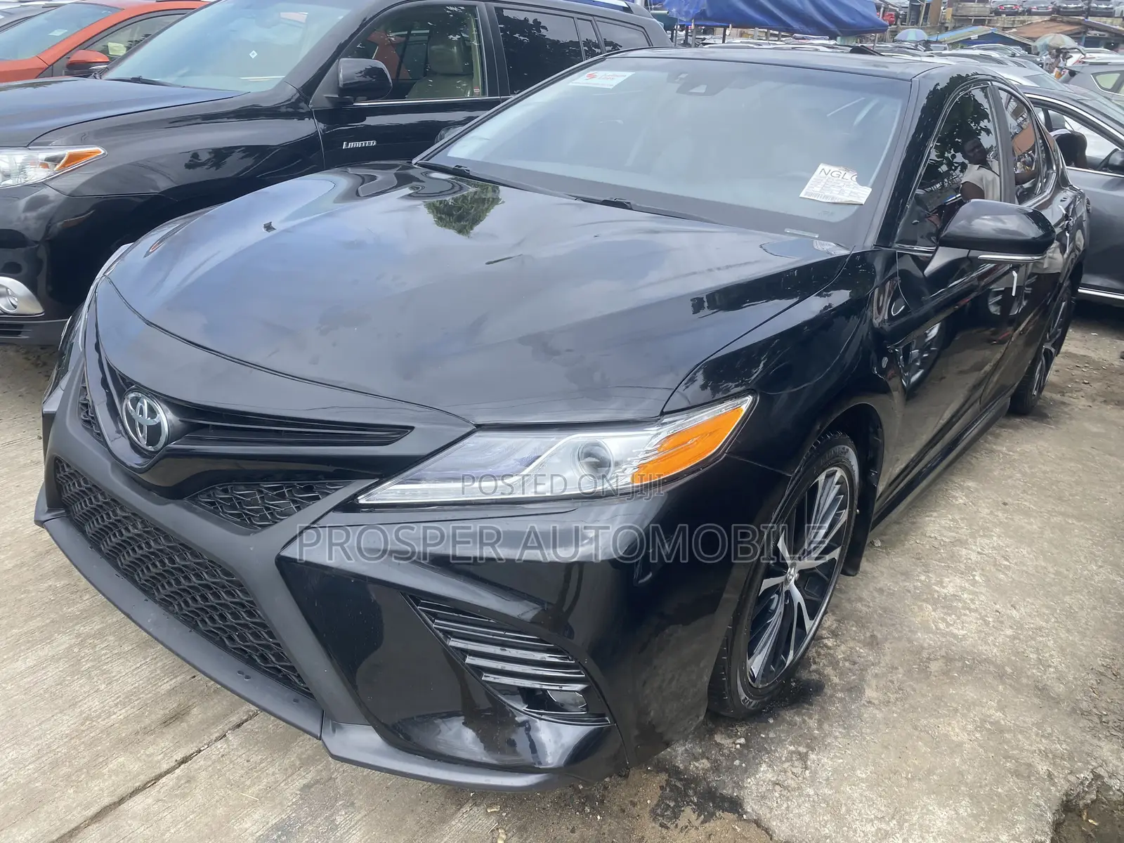Toyota Camry SE (2.5L 4cyl 8A) 2019 Black