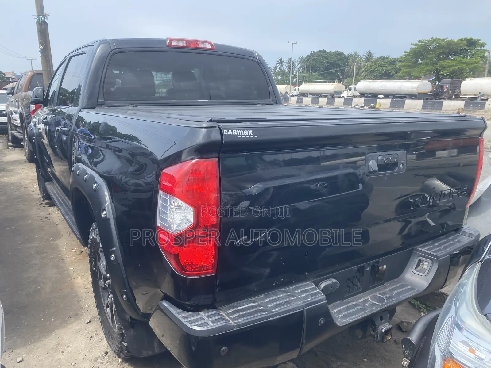 Toyota Tundra 2018 Black