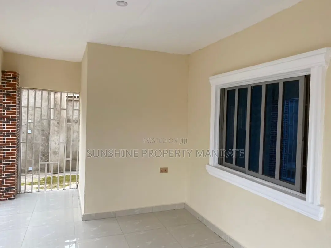 3bdrm Bungalow in Roadmaker Off Ado for sale