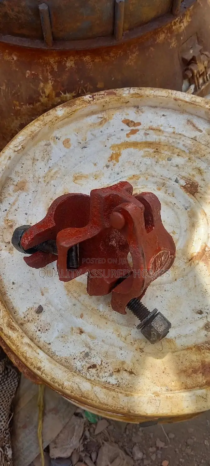 Scaffolding Clip