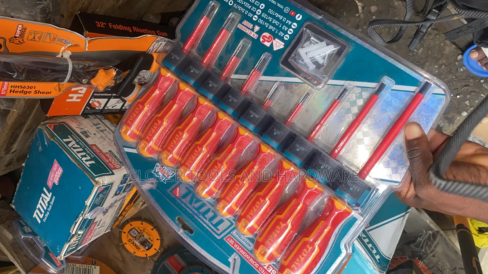 Total Thtis596 Img 9 PCS Insulated Screwdriver Set