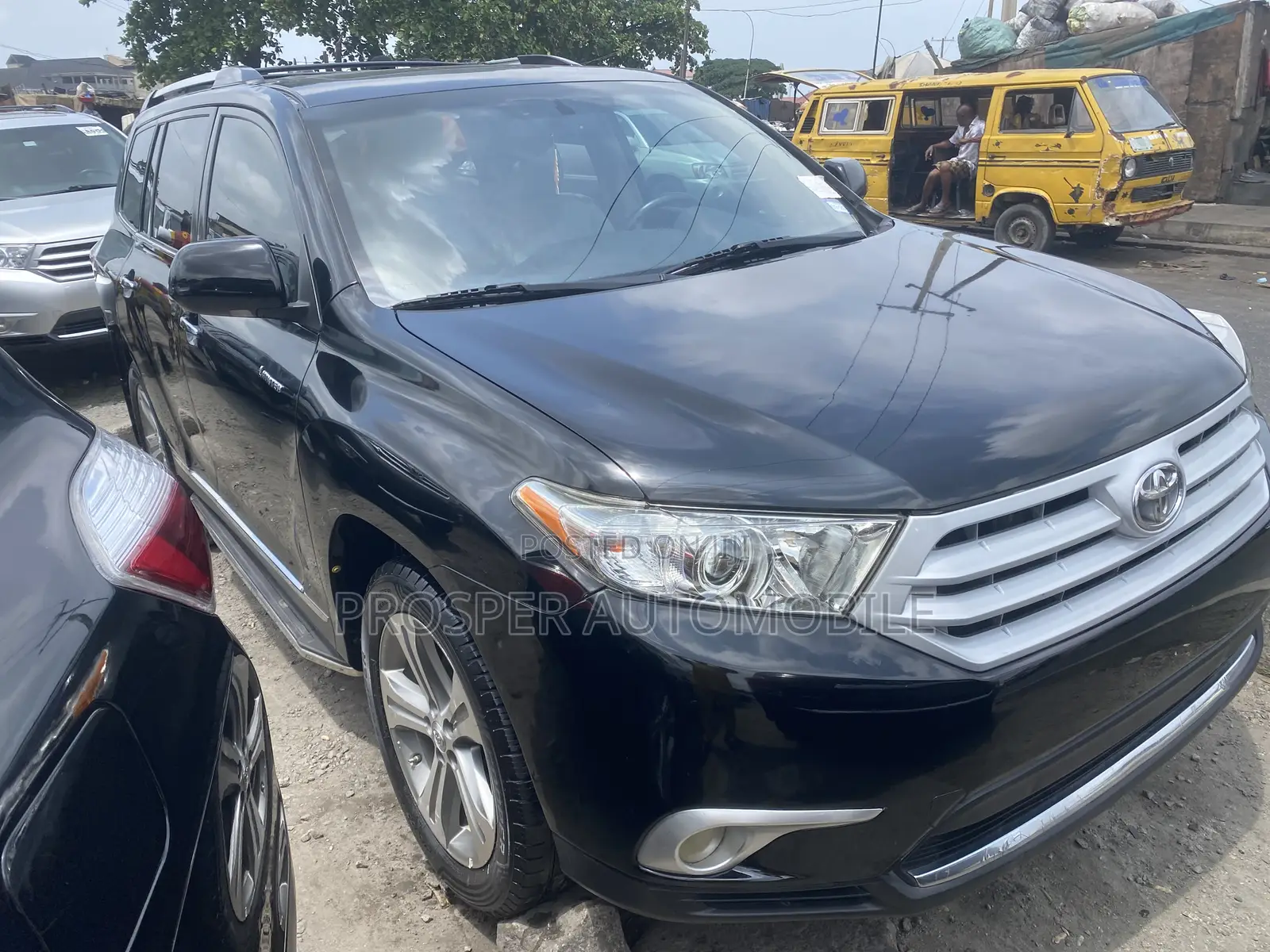 Toyota Highlander Limited 3.5l 4WD 2013 Black