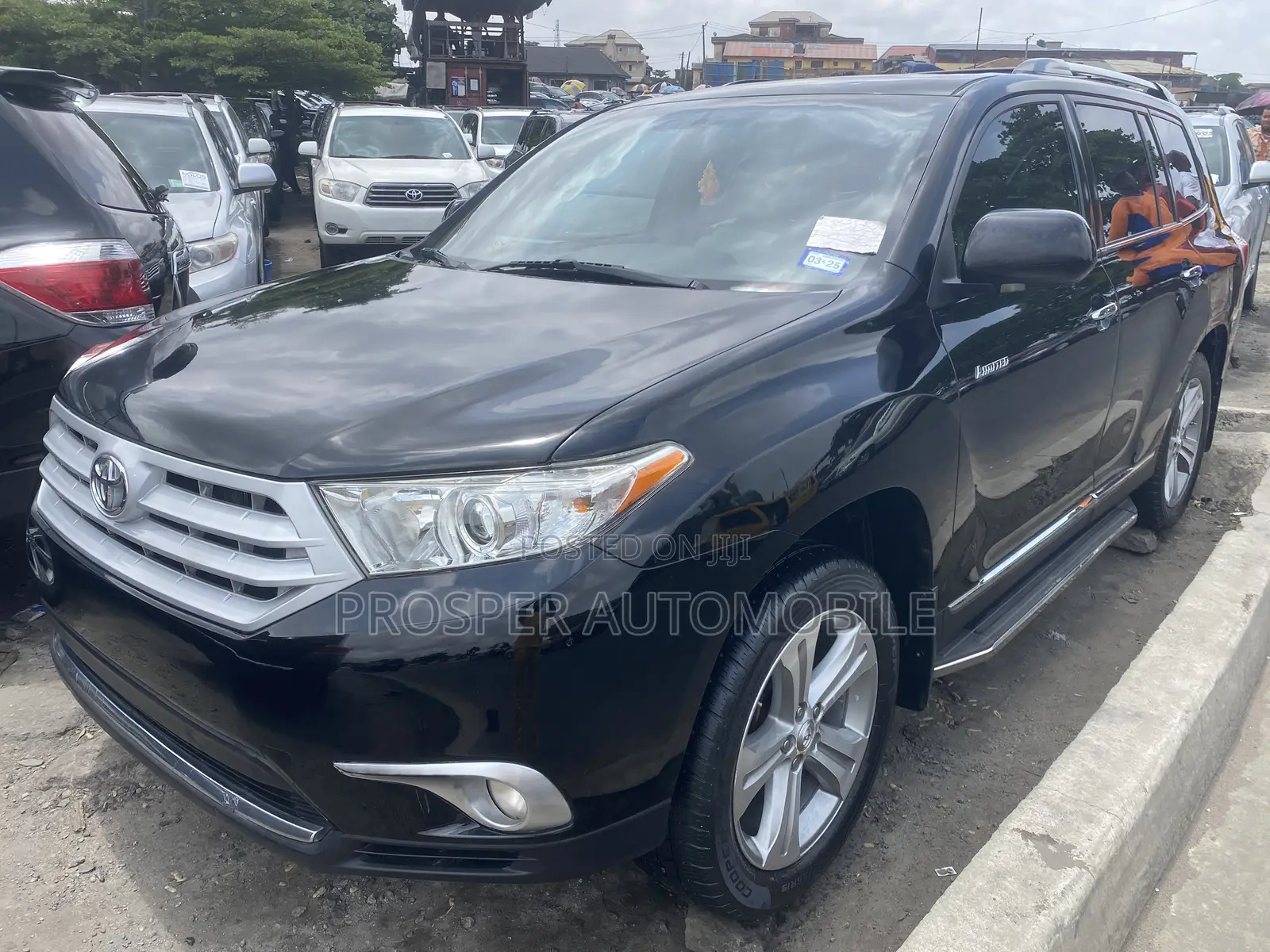 Toyota Highlander Limited 3.5l 4WD 2013 Black