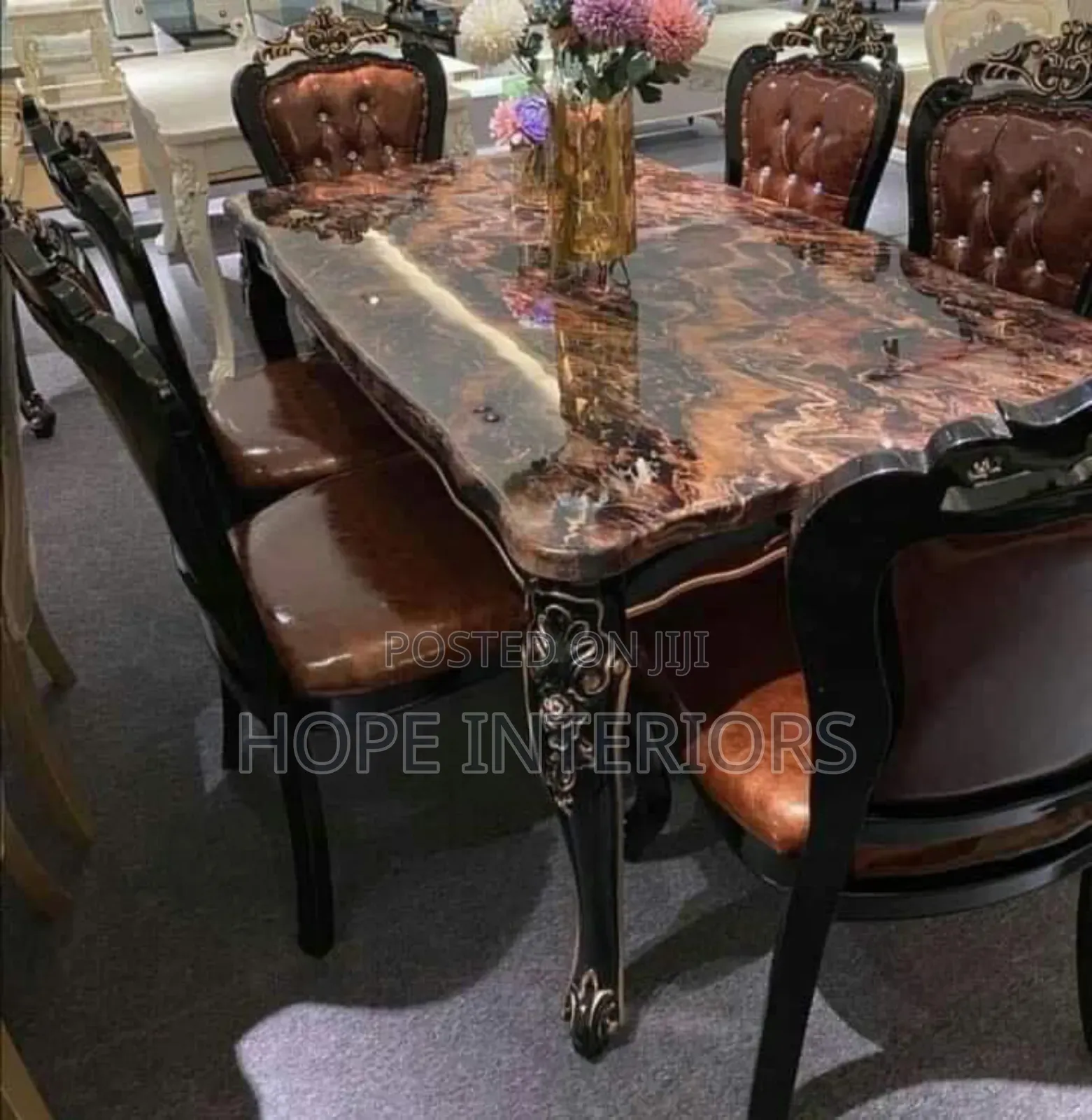 Royal Dinning by Six Seaters