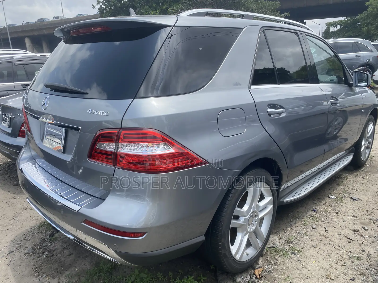 Mercedes-Benz M Class ML350 4MATIC 4dr SUV AWD (3.5L 6cyl 7A) 2015 Gray