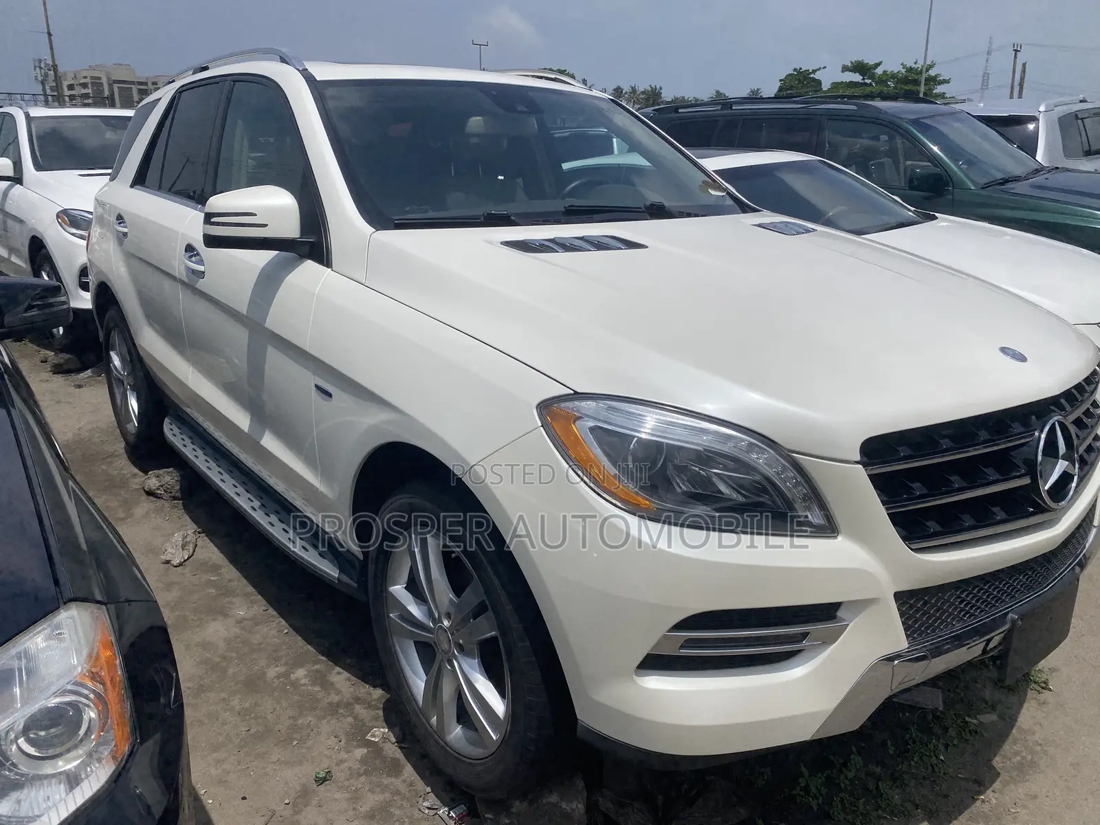 Mercedes-Benz M Class ML350 4MATIC 4dr SUV AWD (3.5L 6cyl 7A) 2014