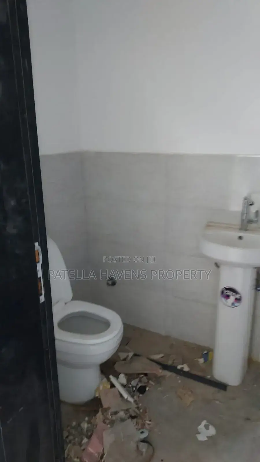 Buy a Space in the Centre of Attraction
