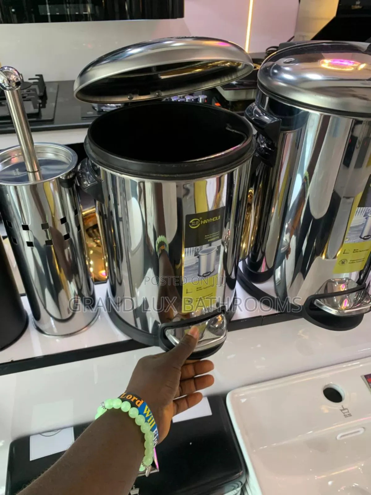 Stainless Steel Pedal Bin With Soft-Close Lid
 5liter