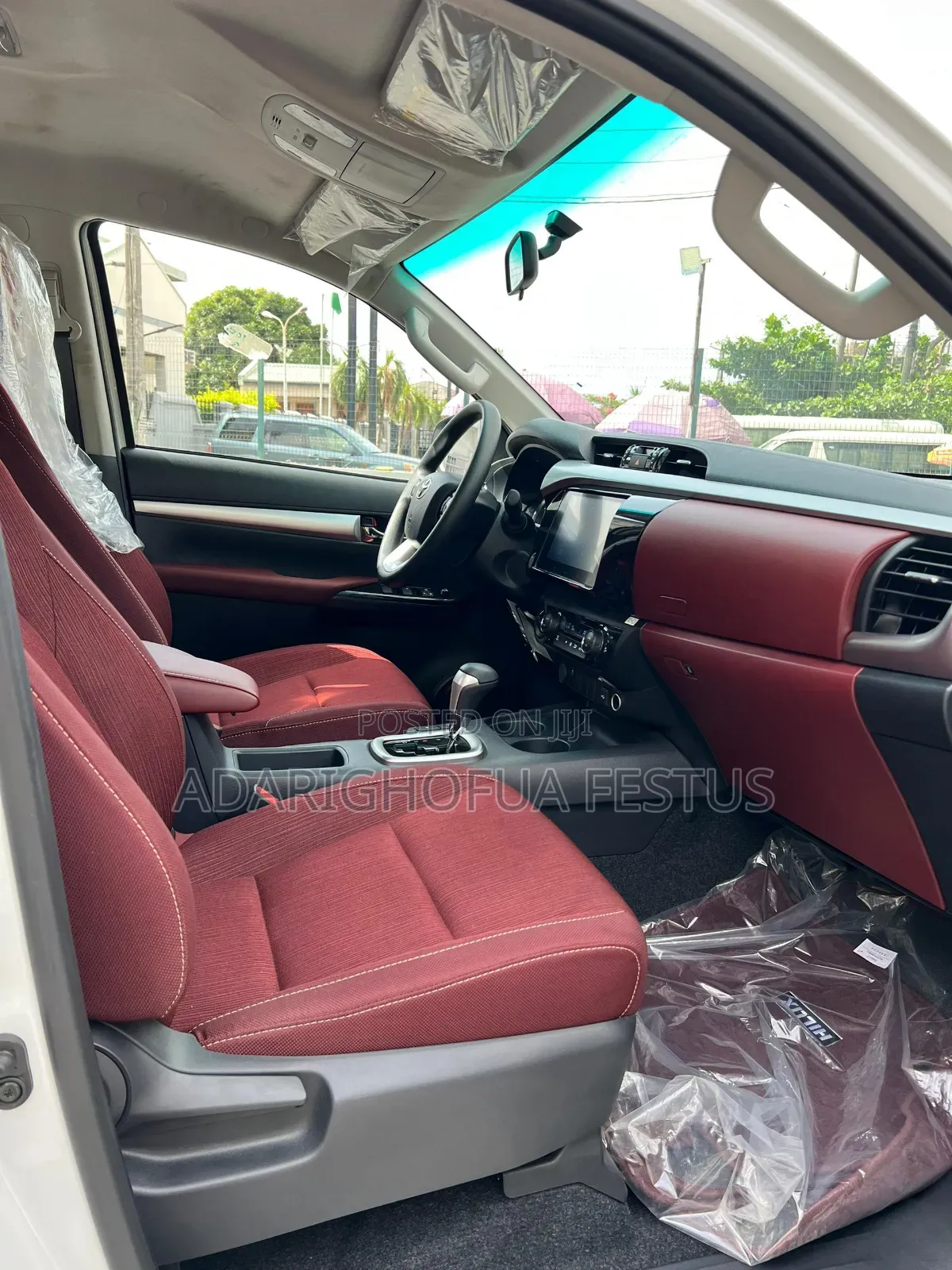 New Toyota Hilux 2024 White