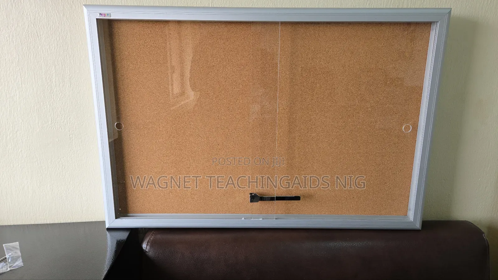 60x90cm Cork Surface Wall Mounted Bulletin Glass Board