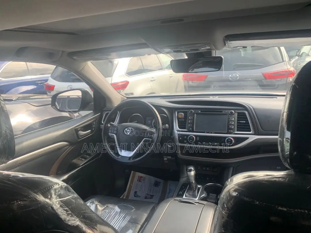 Toyota Highlander Limited 4x4 V6 (3.5L 6cyl 8A) 2018 Blue