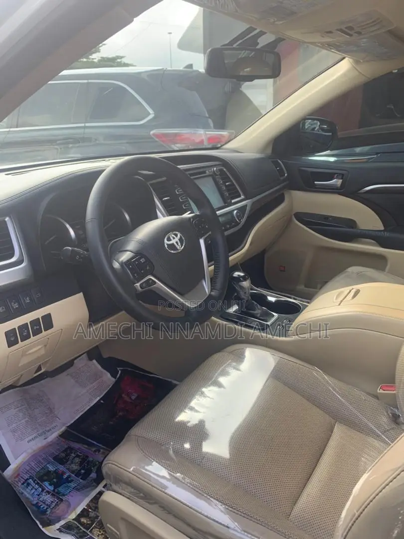 Toyota Highlander Limited Platinum V6 4x2 (3.5L 6cyl 6A) 2016 White