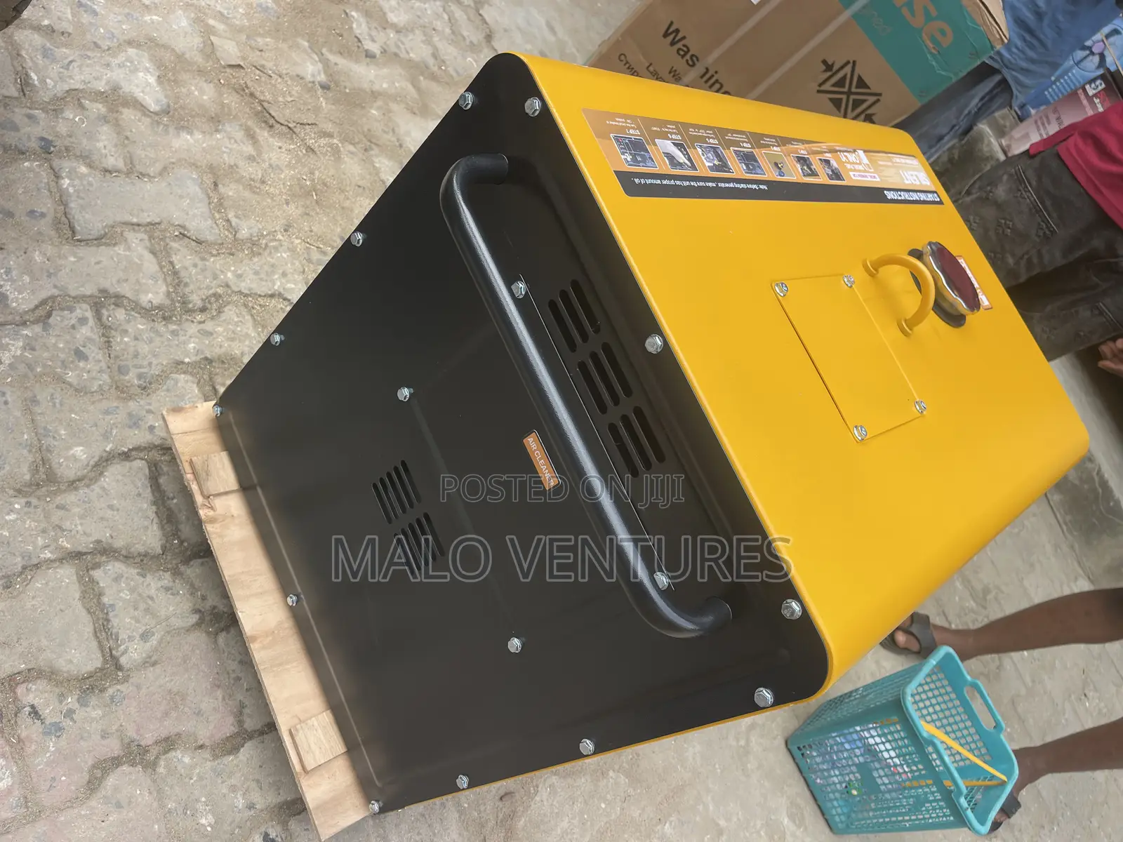 10.5kva Cat Diesel Soundproof Generator 100% Copper