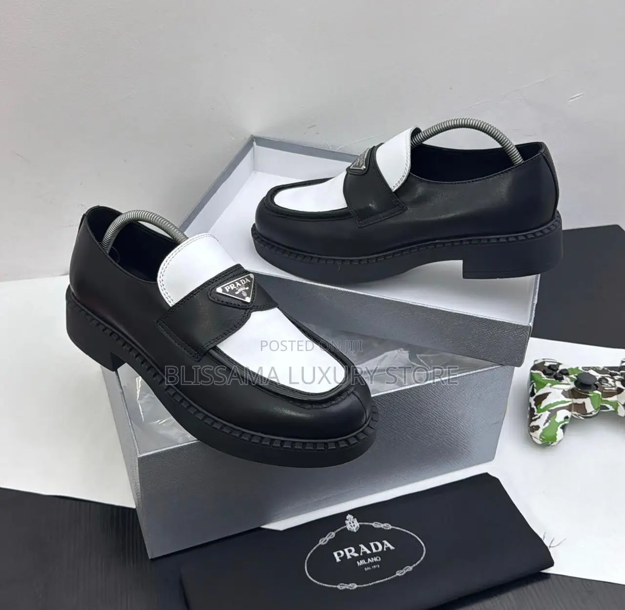 Prada Premium Luxury Quality Corporate Loafers Shoes