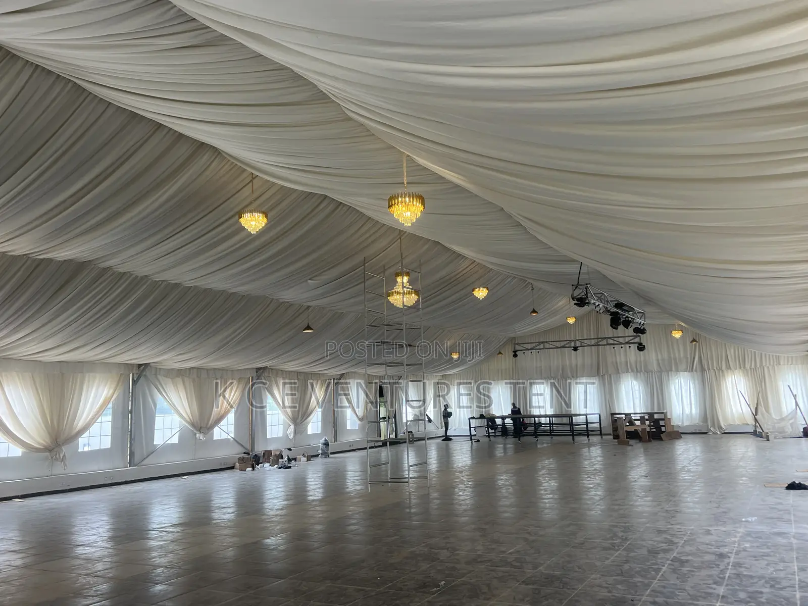 20m X 40m Front Glass Marquee Tent for Sale