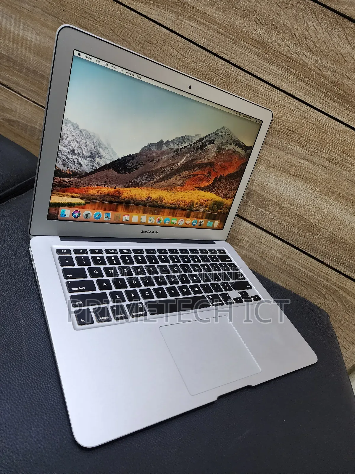 Laptop Apple MacBook Air 2015 8GB Intel Core i7 SSD 128GB