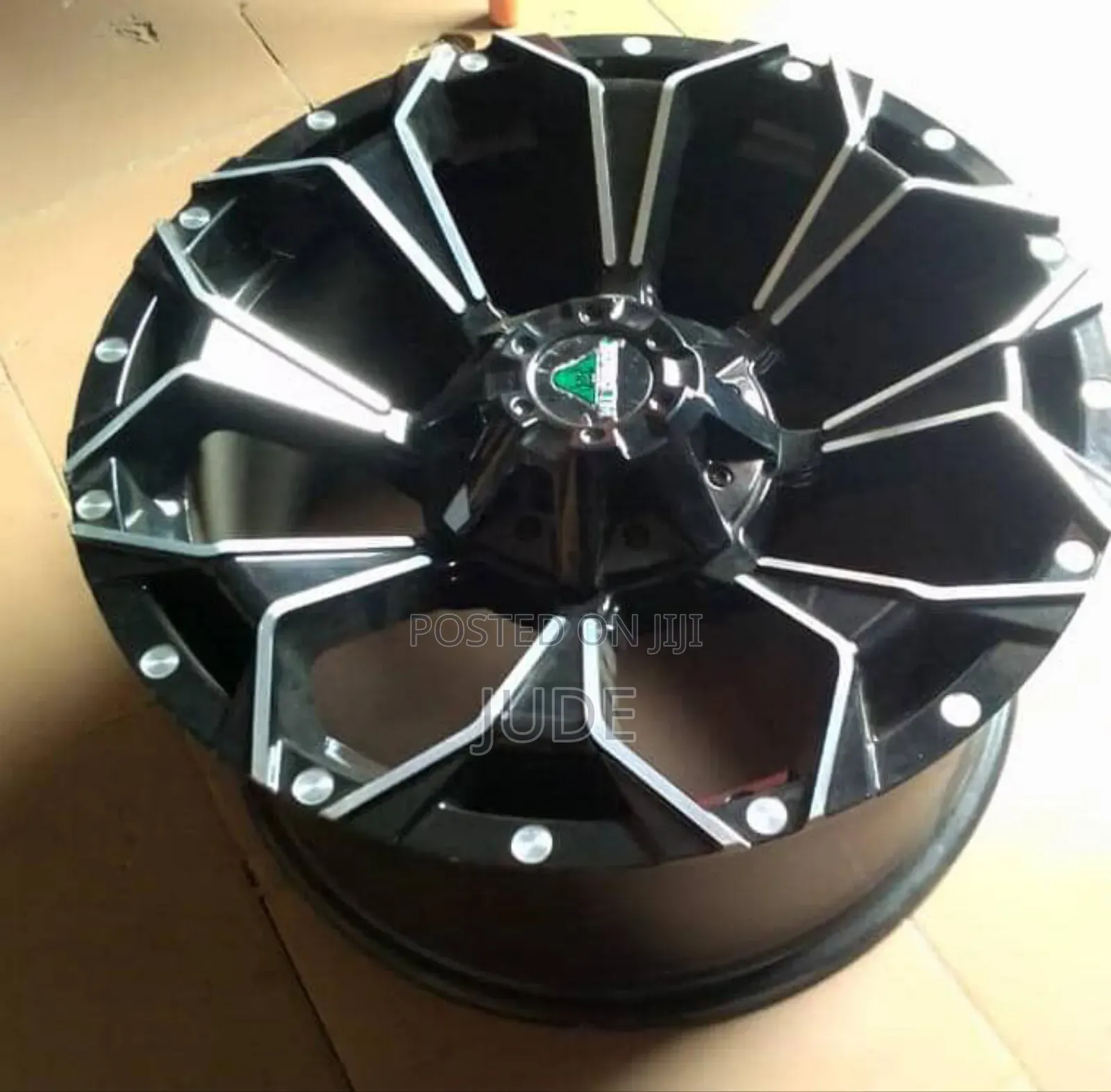 18-Inch Brand New Alloyed Wheels