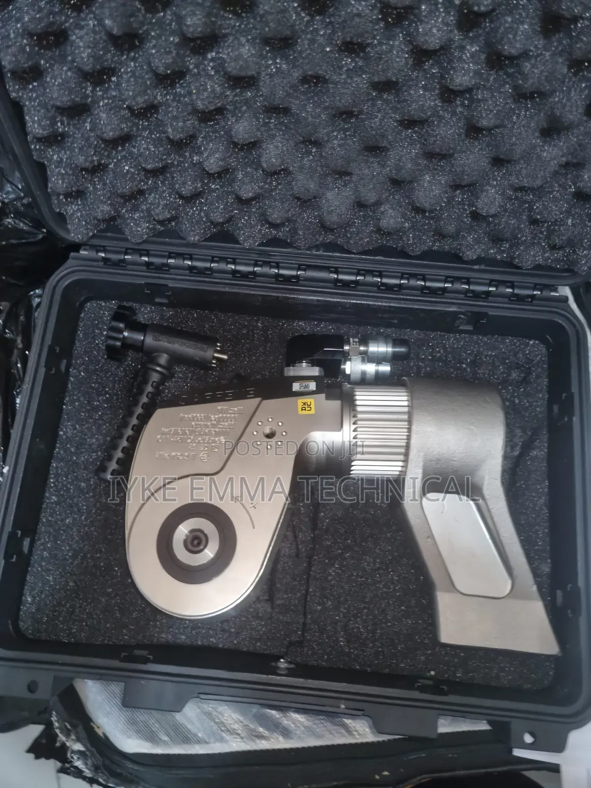 Enerpac S11000x Hydraulic Torque Wrench 11/2 in Square Drive