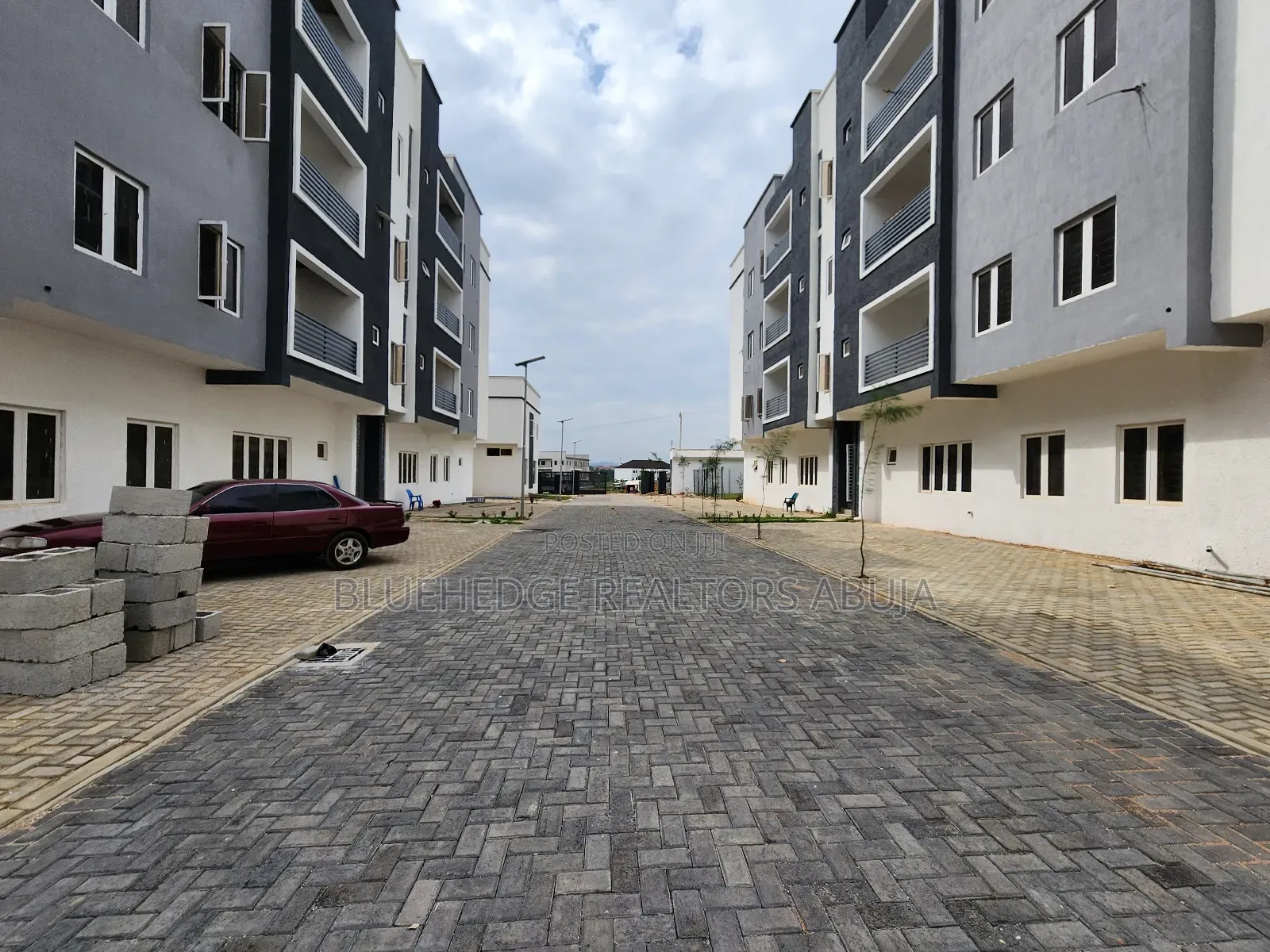 3bdrm Apartment in Wuye for sale