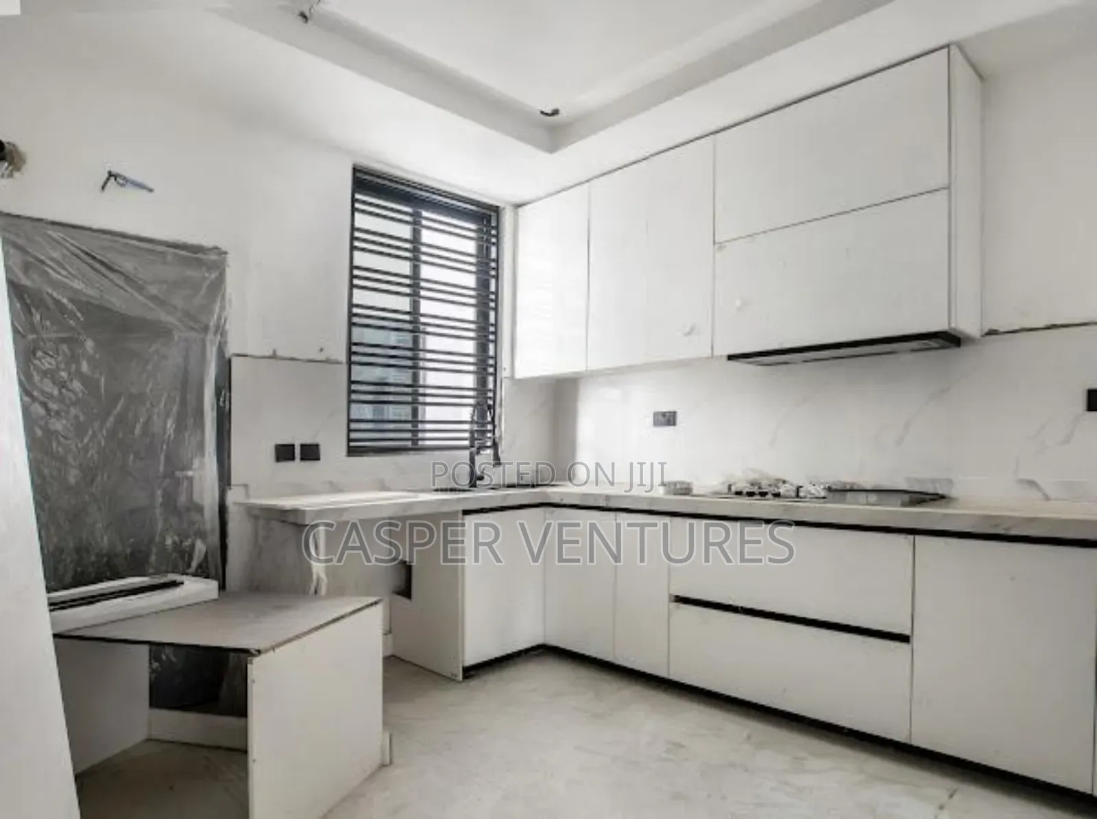 4bdrm Duplex in Bourdillion, Bourdillon for sale