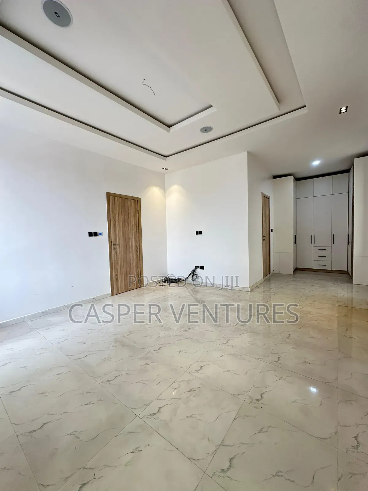 4bdrm Duplex in Royal, Lekki Phase 2 for sale