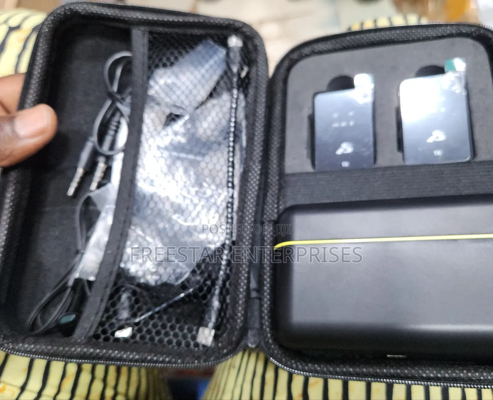 Sx13 4 in 1 Wireless Lapel Mic. 4 in 1 Wireless Microphone.