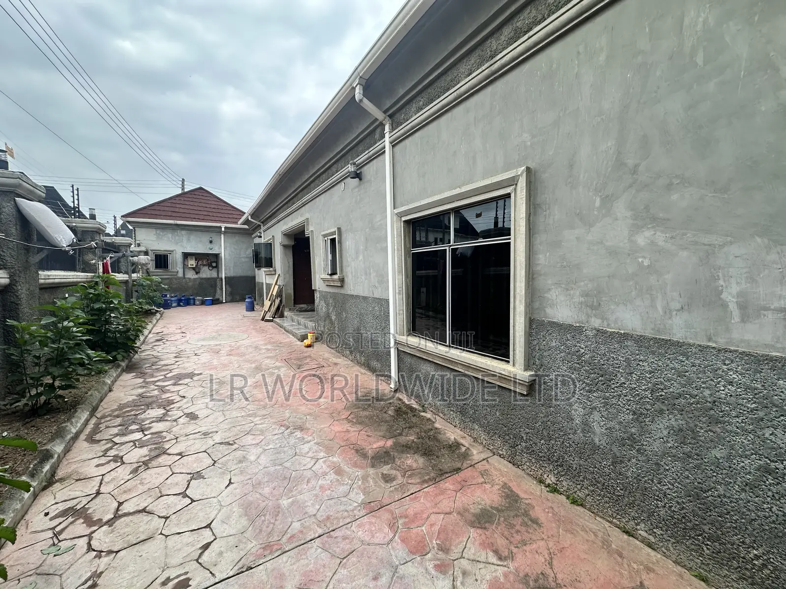 4bdrm Bungalow in Efab Queens, Gwarinpa for sale