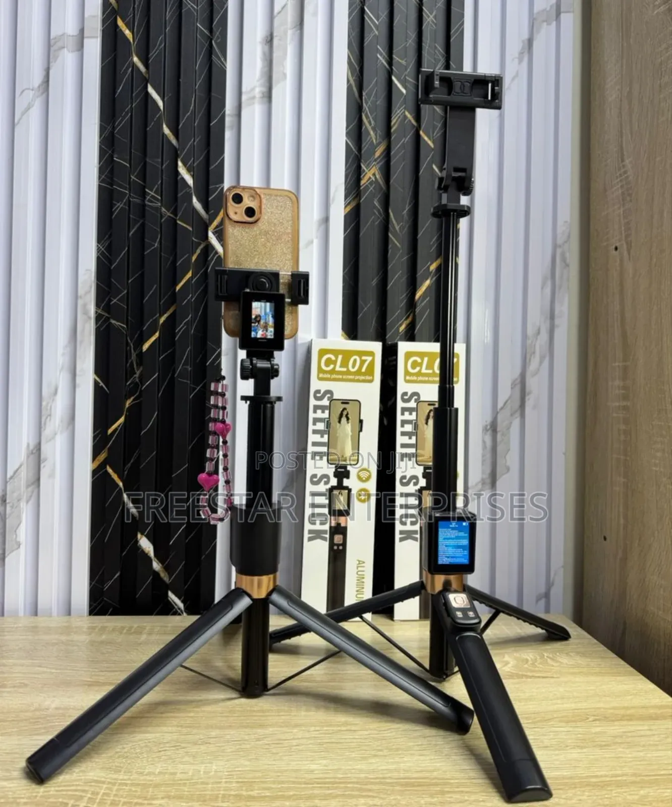 Cl07 Mobile Phone Selfie Stick Screen Monitor.