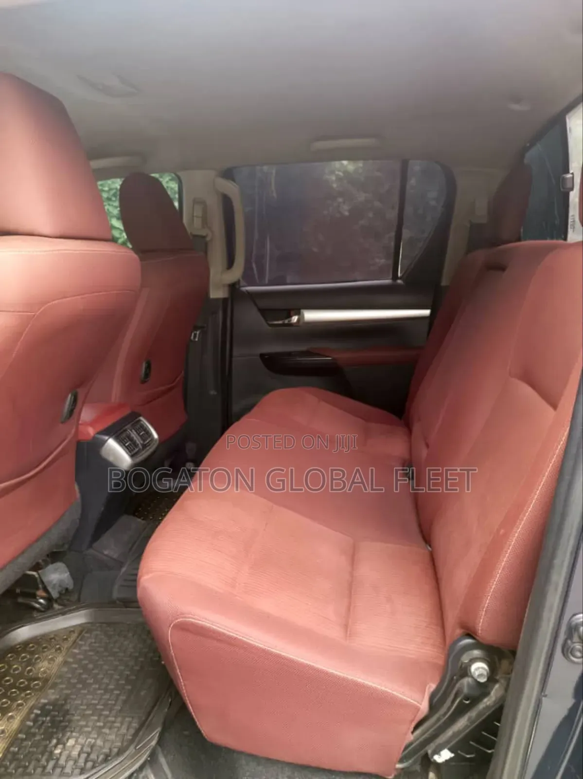 Hilux Rental (Black 2018 Model)