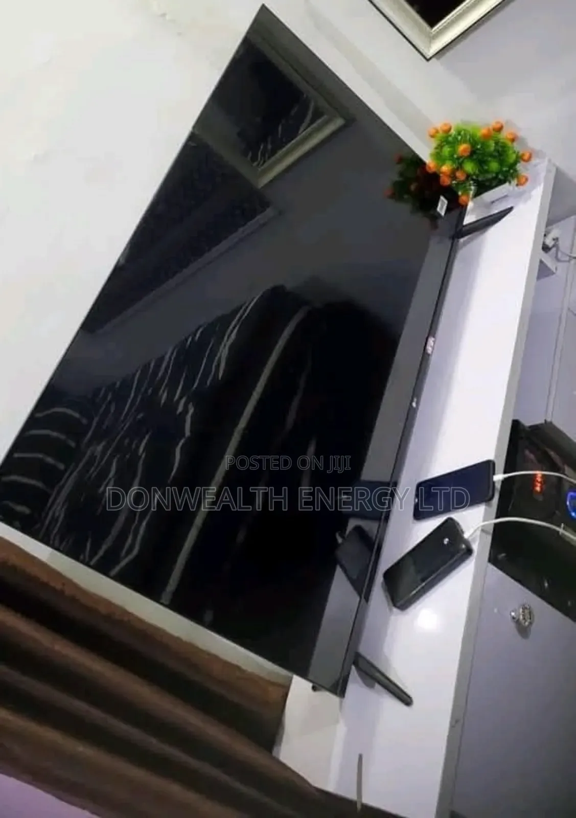 55inches Lg (Internet Access) High Quality, Tv