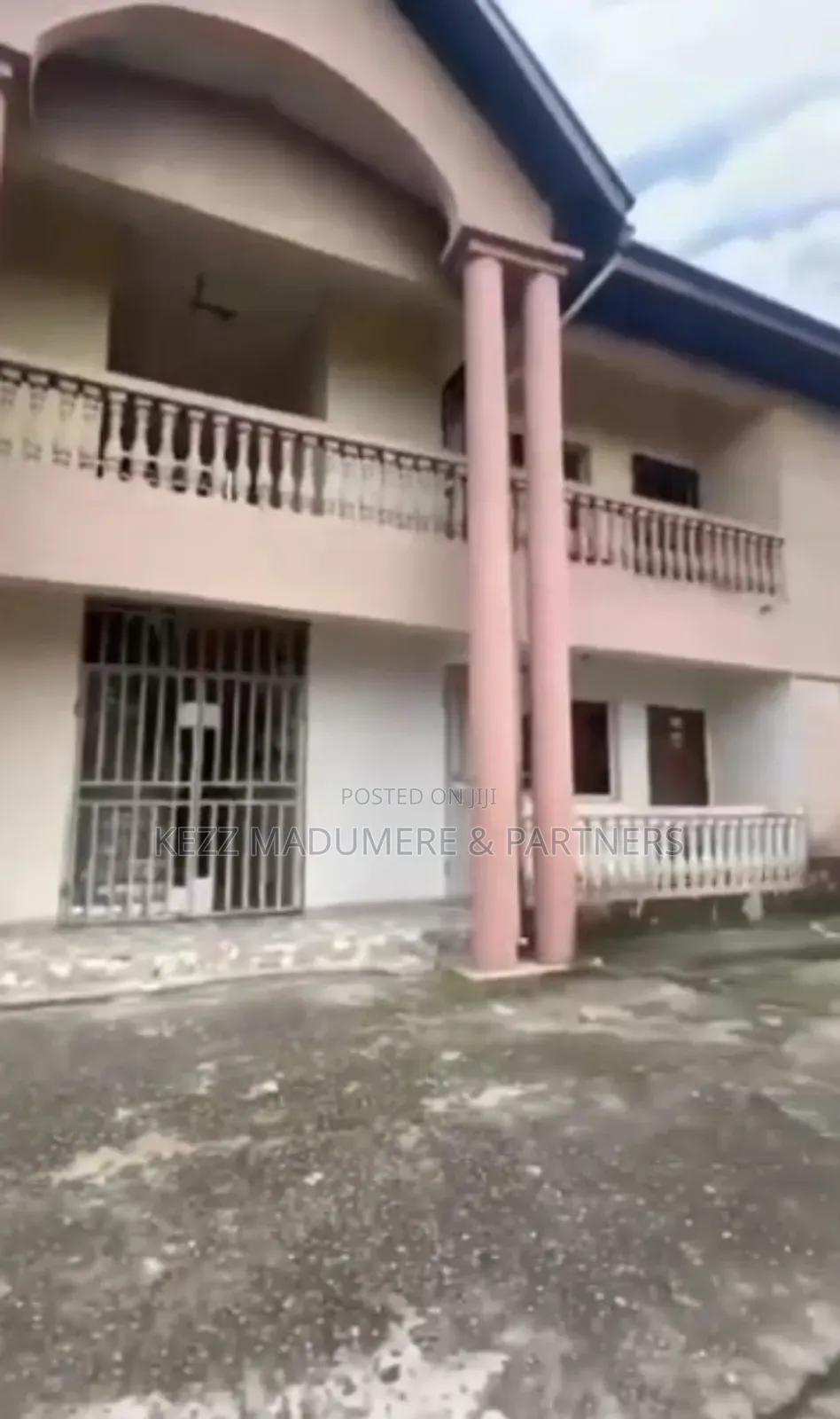 4bdrm Block of Flats in Psychiatric Hospital, Port-Harcourt for sale