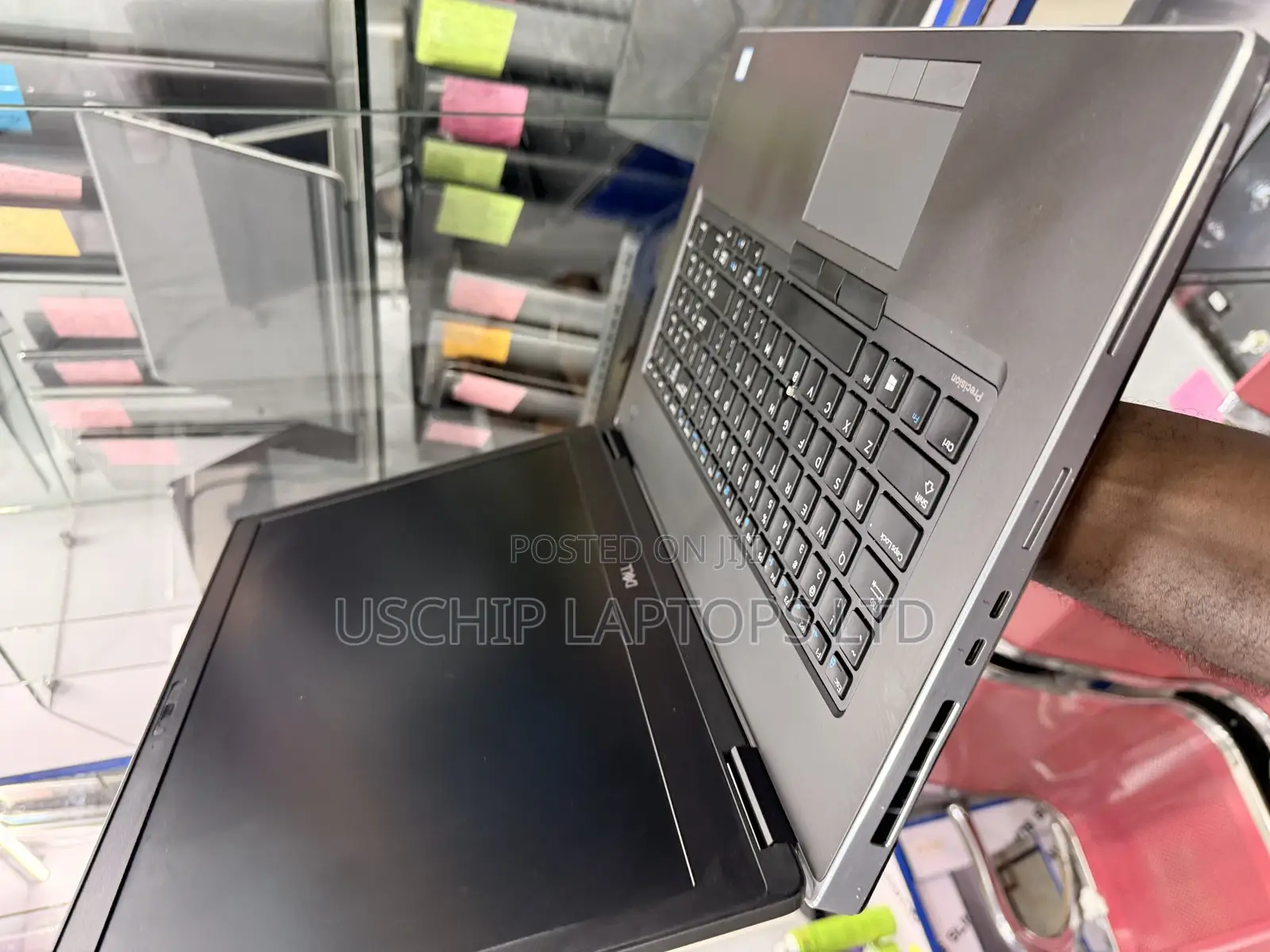 Laptop Dell Precision 7740 16GB Intel Core i5 SSD 256GB