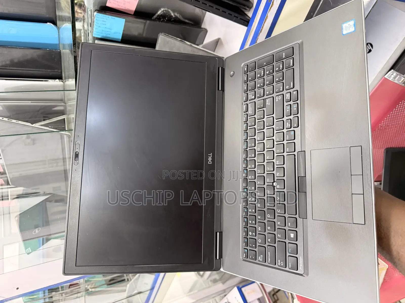 Laptop Dell Precision 7740 16GB Intel Core i5 SSD 256GB