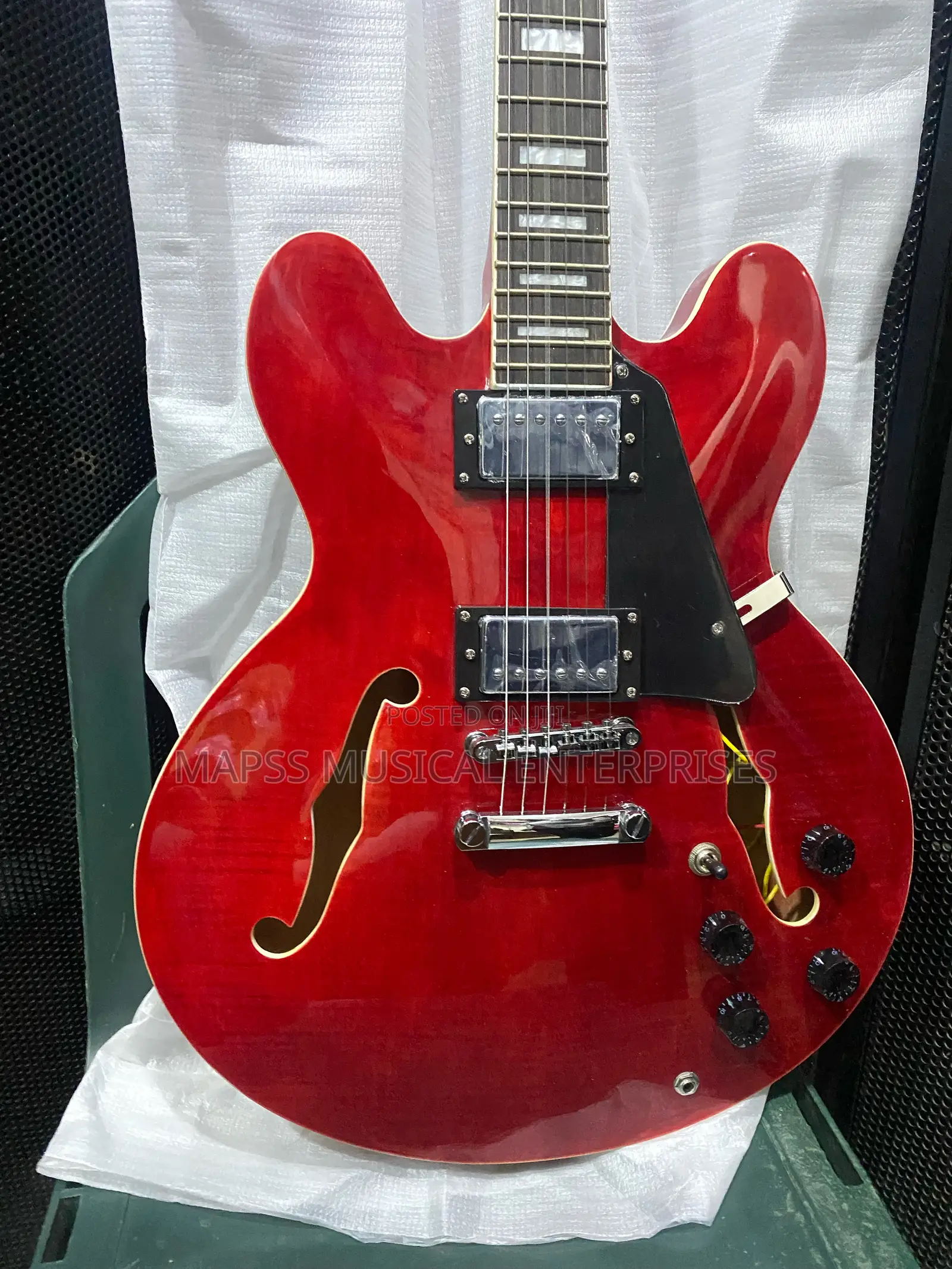Semi-Hollow Body Electric Guitar,