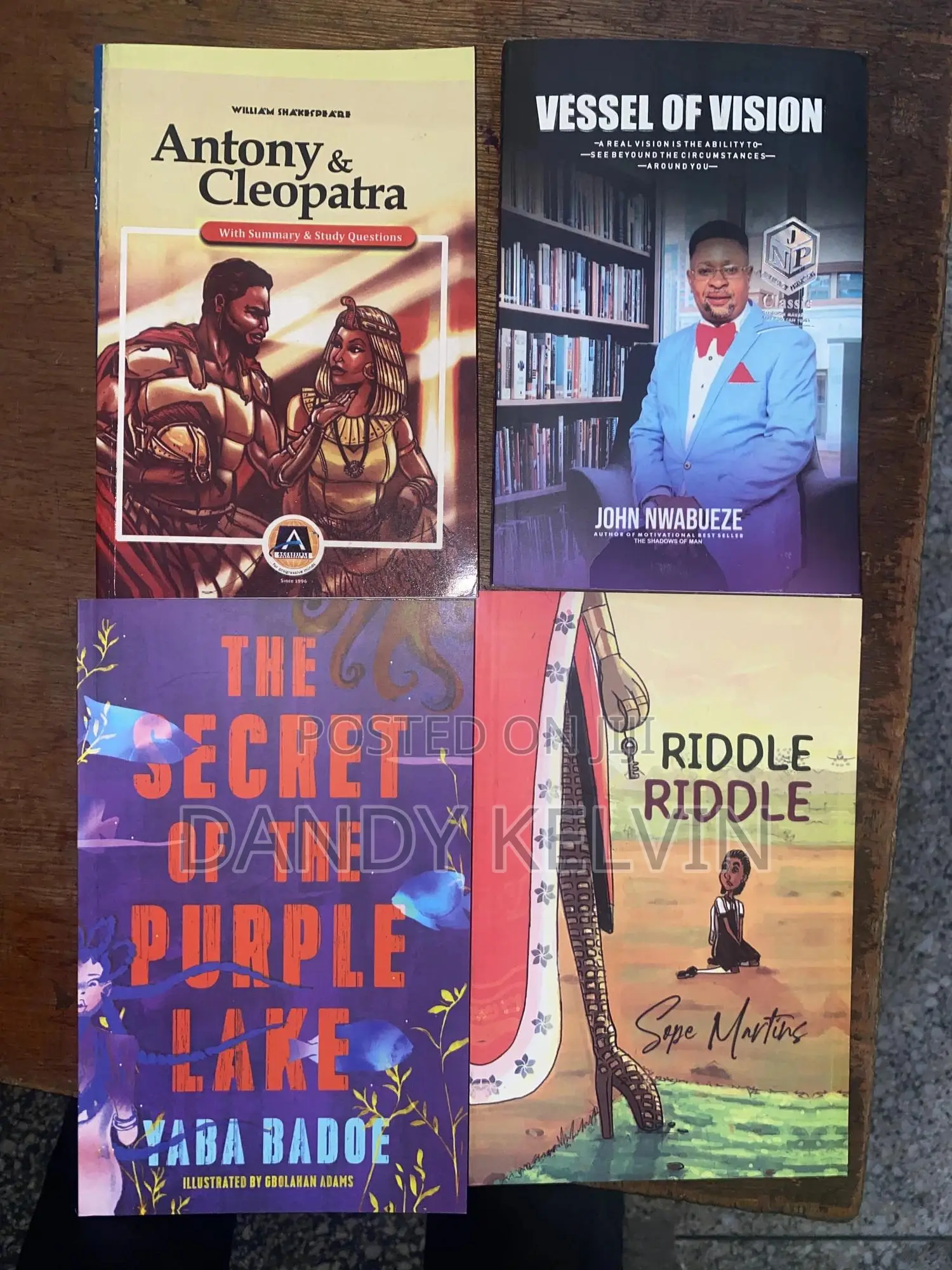 Anthony and Cleopatra, the Secret of the Purple Lake, Riddle Ridele