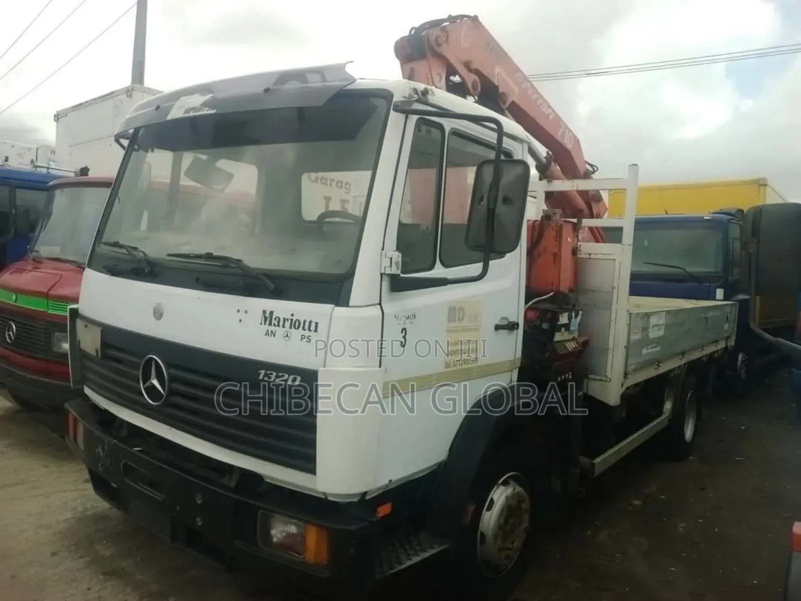 1320 Pickup Truck With 4 Tons Hiab Crane (Foreign Used)