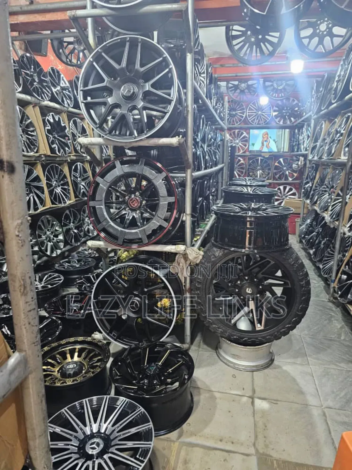 All Size of Mercedes-Benz Rim Is Available