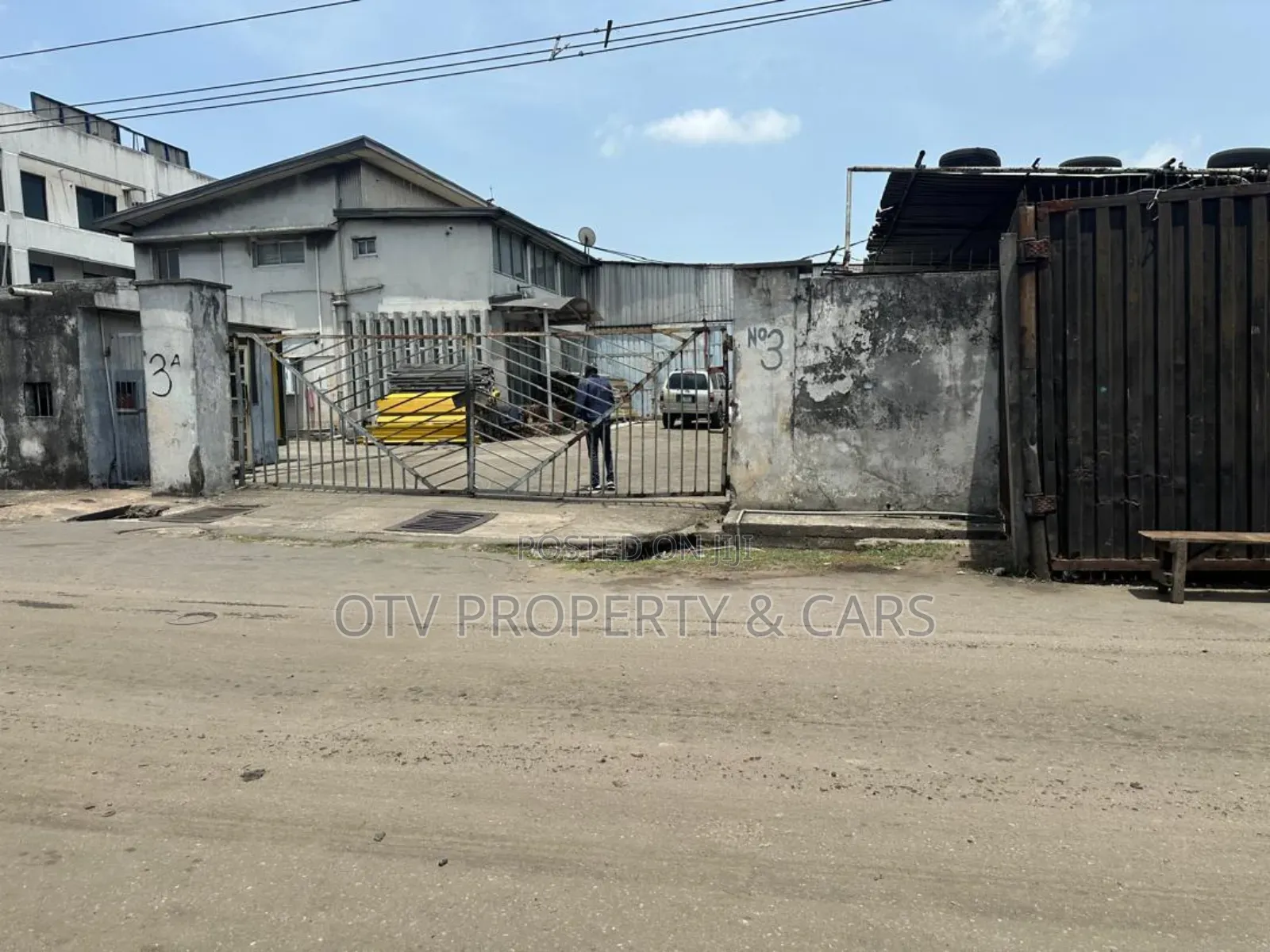 Warehouse for Sale at Ijora.*