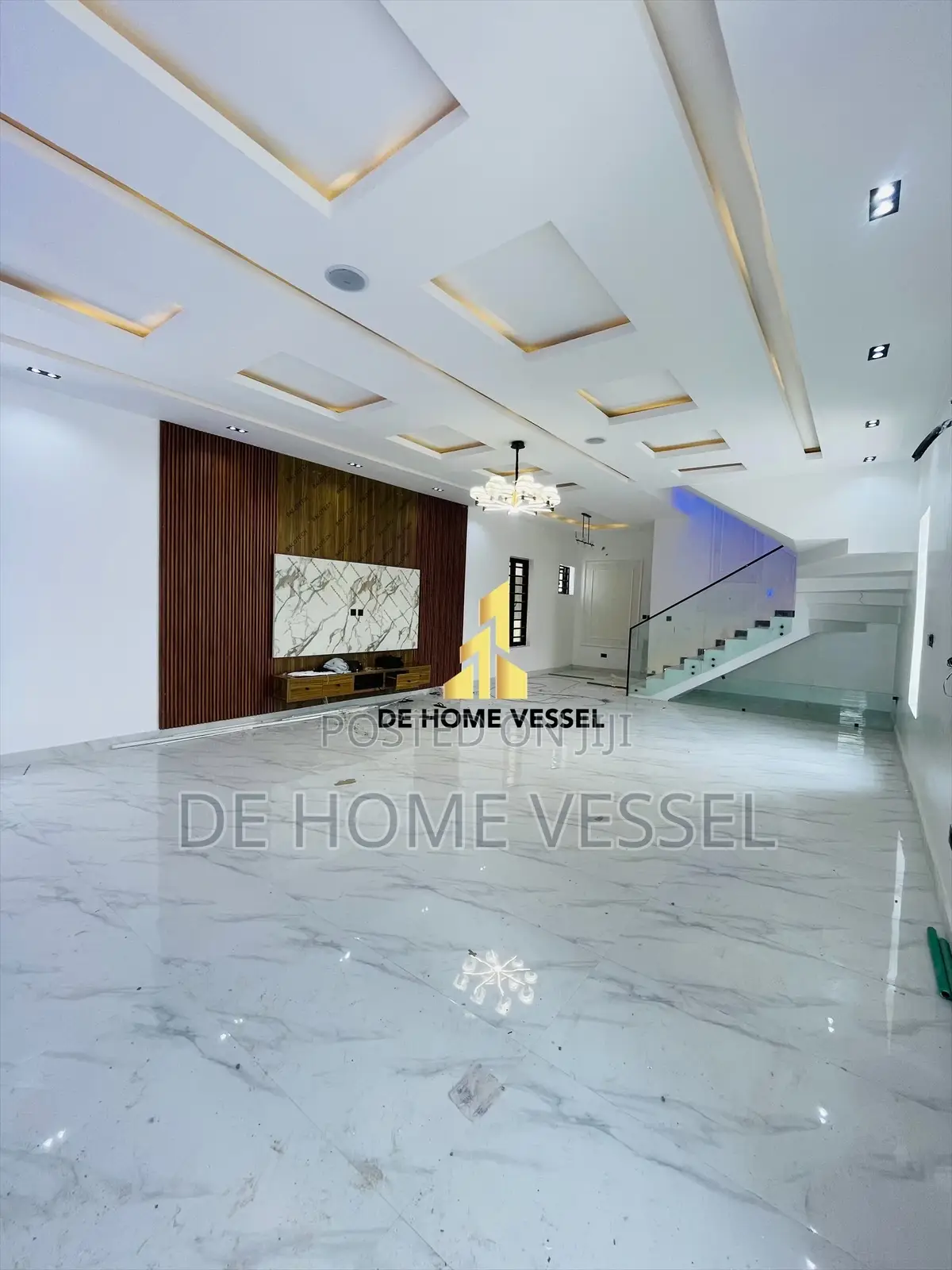 5bdrm Duplex in Lekki for sale