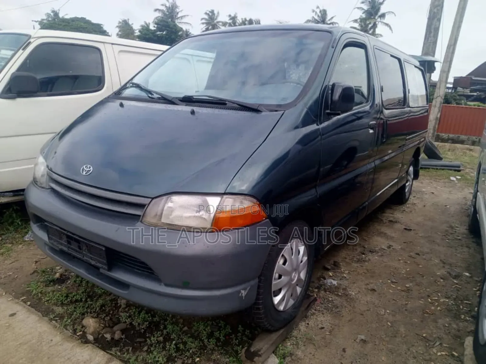 Toyota HiAce 2004 Green