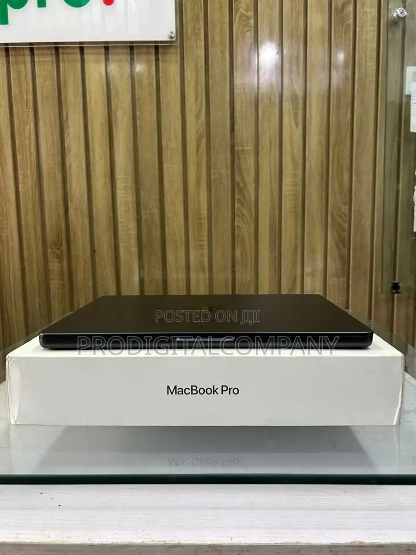 Laptop Apple MacBook Pro 2023 M3 14-Inch 18GB Apple M3 SSD 512GB