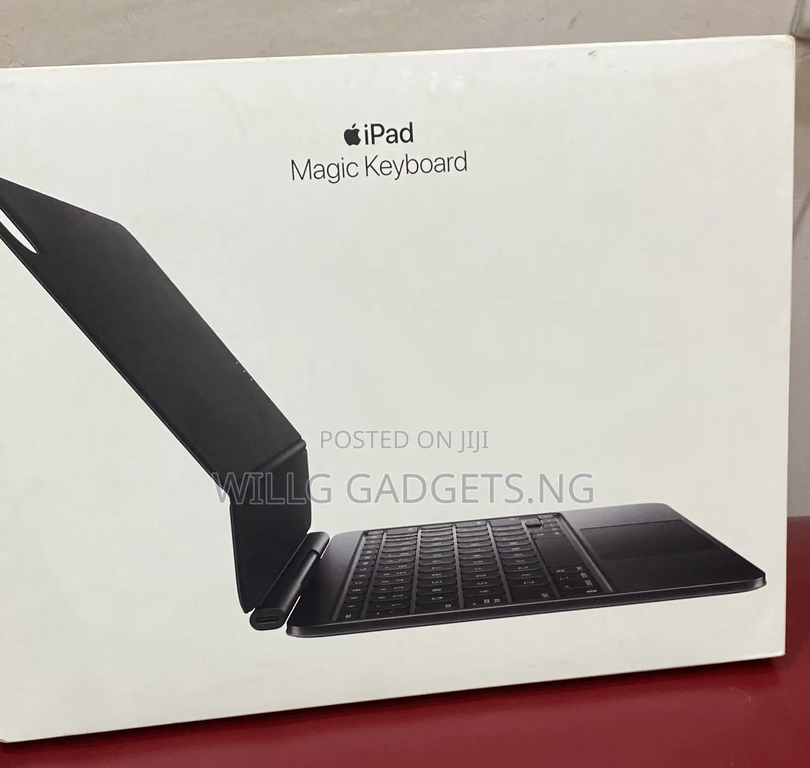 iPad Pro M4 Magic Keyboard