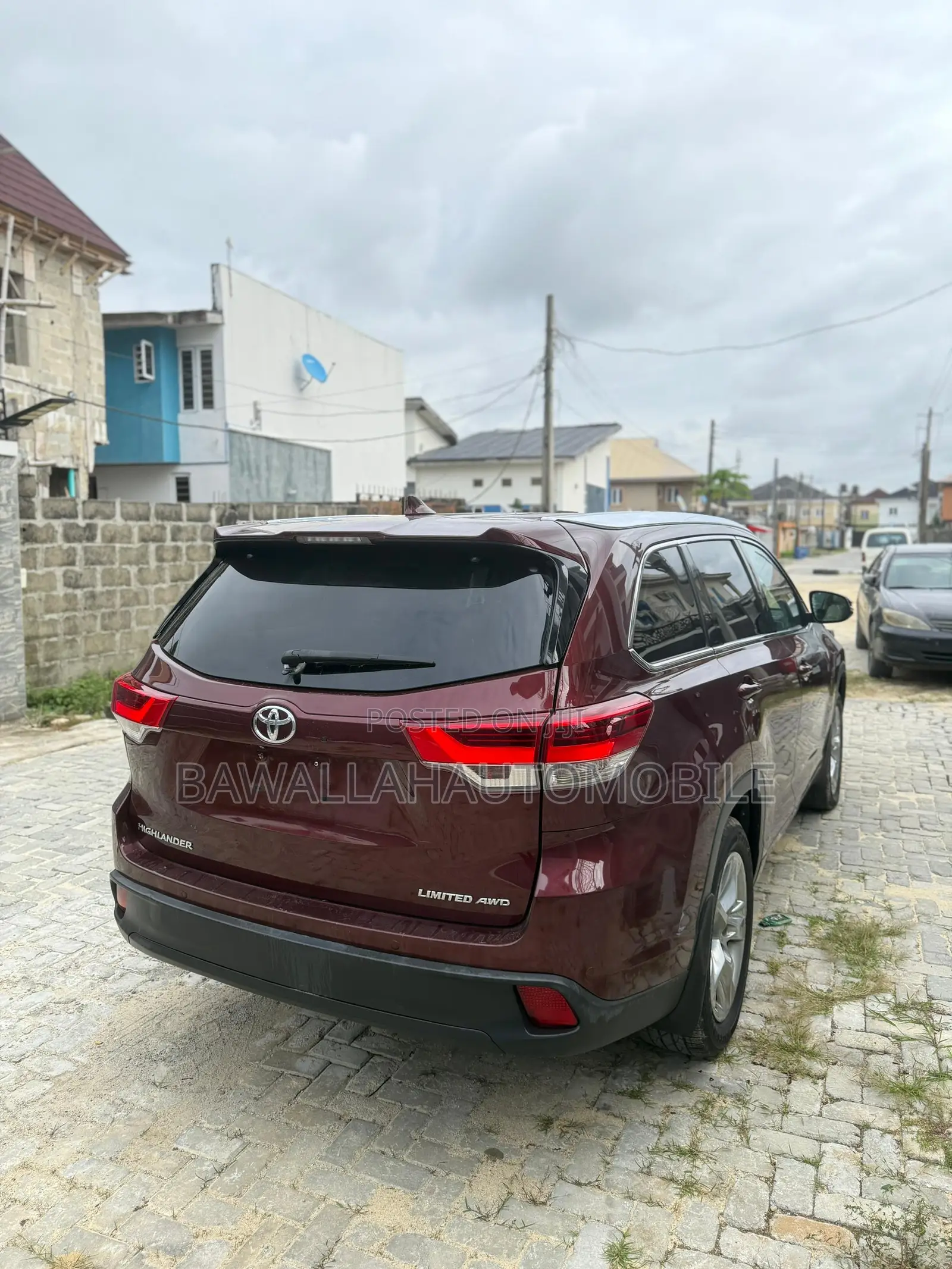 Toyota Highlander Limited 4dr SUV AWD (3.5L 6cyl 6A) 2015 Burgundy
