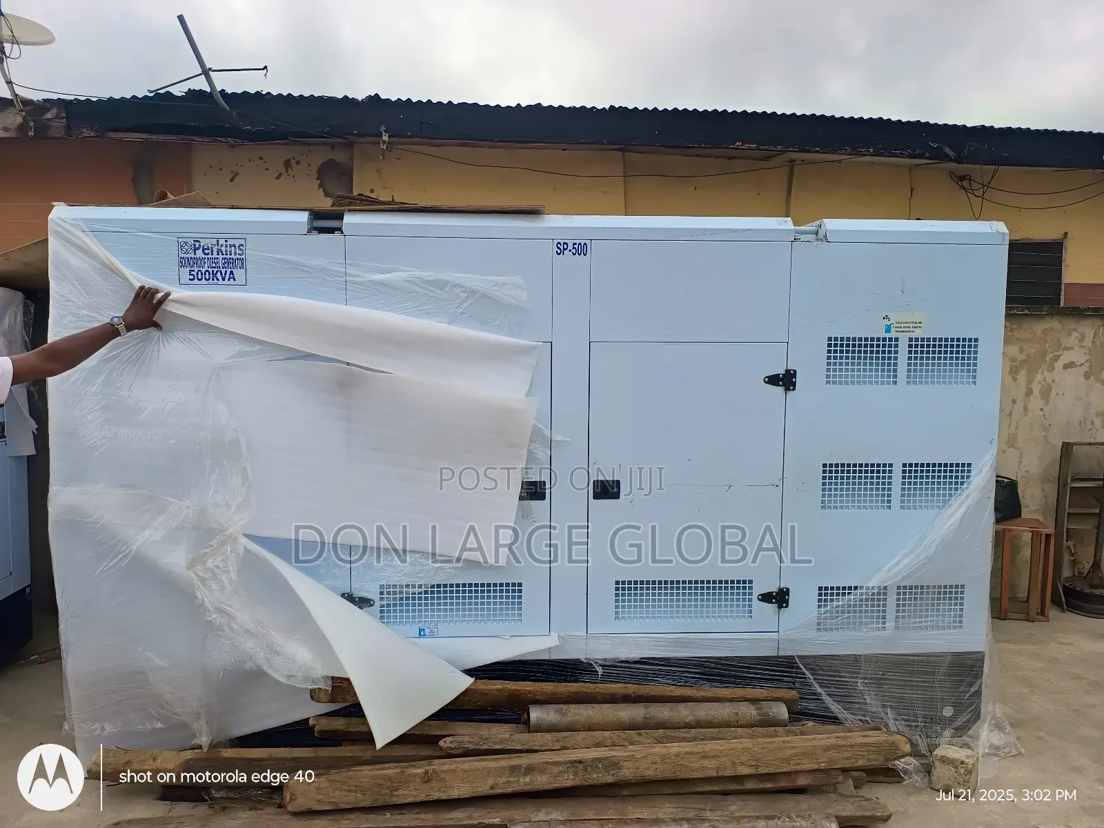 500kva Perkins Soundproof Diesel Engine Generator